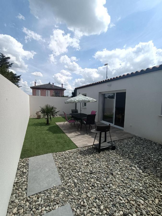 Charmante maison aux portes de la Rochelle La Jarrie Extérieur photo
